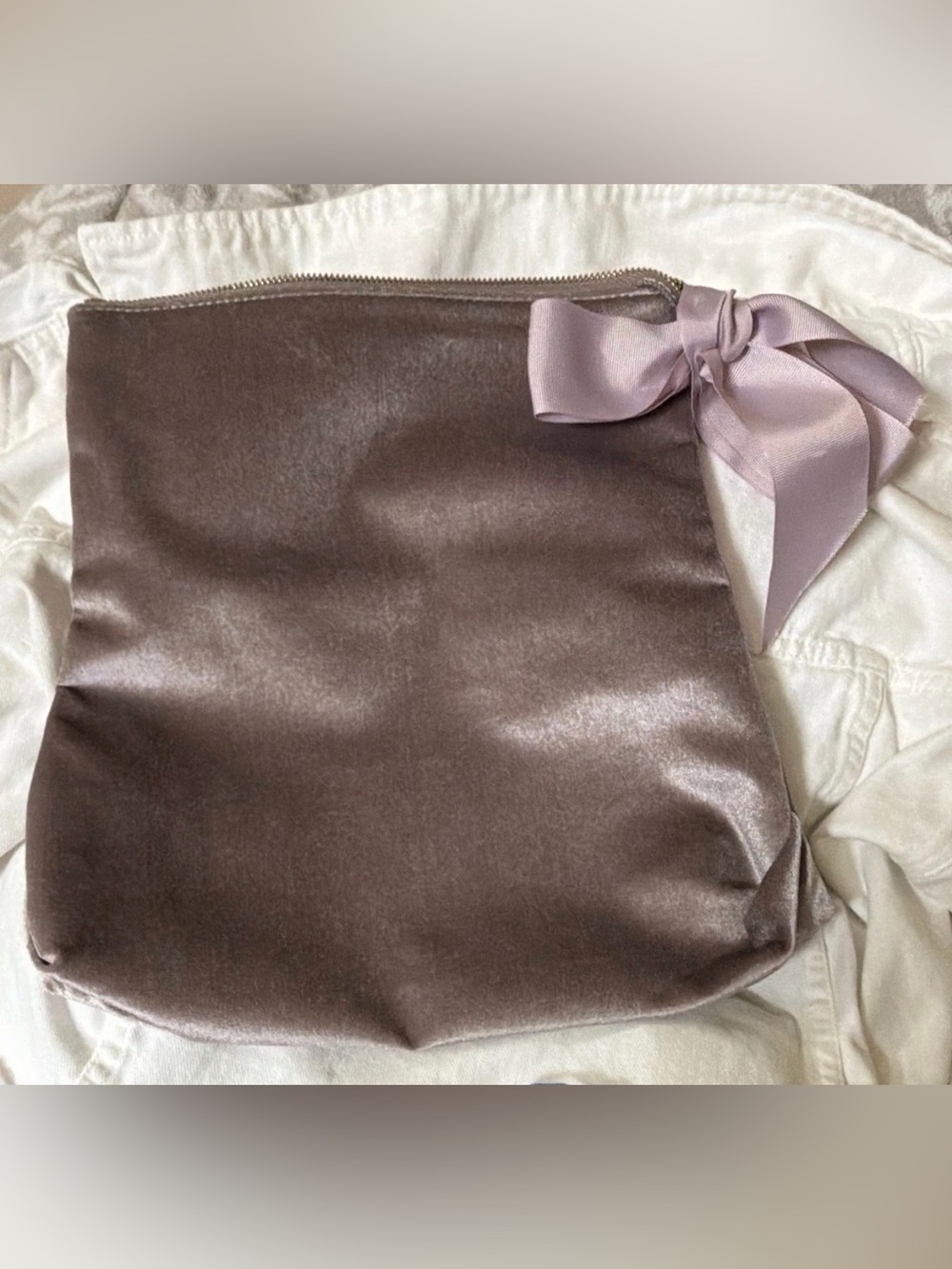 Ann Taylor Velvet Zippered Folding Clutch purse with a large ribbon bow /Lavande